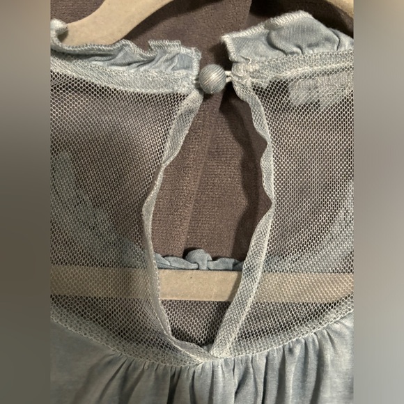 POL Beautiful Long Sleeve Ruffle Top. - Picture 3 of 9